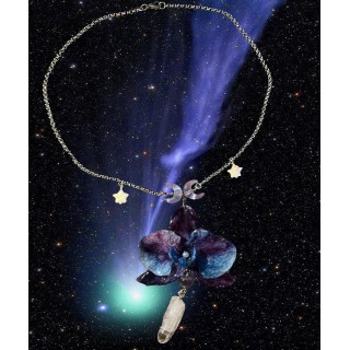 𝐴𝑠𝑡𝑟𝑎𝑙 𝑉𝑒𝑖𝑙 - Blue Orchid Necklace with Crystals