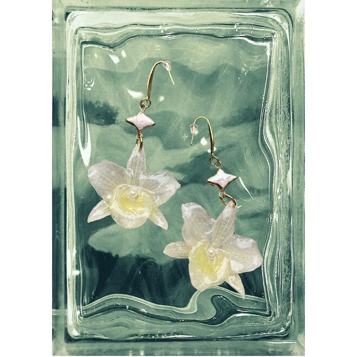 Bamboo Orchid Earrings in Resin | MomaFlora