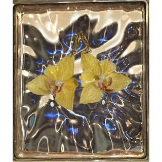 𝐻𝑒𝑙𝑖𝑜𝑠’ 𝑅𝑎𝑑𝑖𝑎𝑛𝑐𝑒 - Real Orchid Earrings with Sun charm